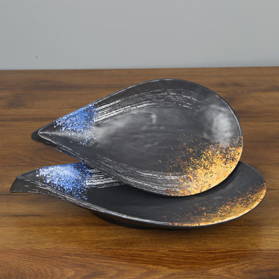 Ein guter Preis. Exotisches Melamin-Platten-Wasser-Tropfen-Platten-Blumen-Form-Platten-Dreieck 100% formte Online