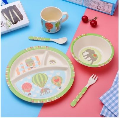 Ein guter Preis. Nahrungsmittelsicherheit Druckkarikatur Dekal BPA-frei kundenspezifisches Baby-Essensgeschirr Melamin-Kinder-Tischgeschirr Online